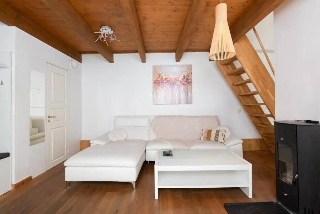 Apartament Cozy 3 Story House In Old Town Tallin Zewnętrze zdjęcie
