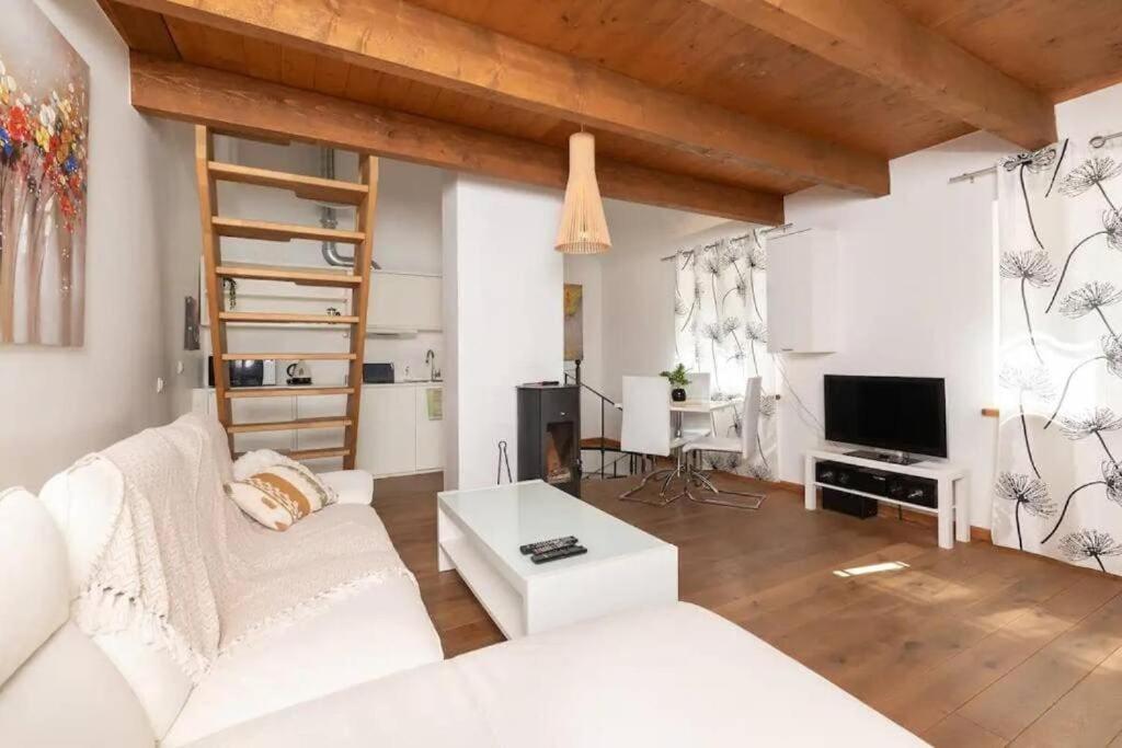 Apartament Cozy 3 Story House In Old Town Tallin Zewnętrze zdjęcie
